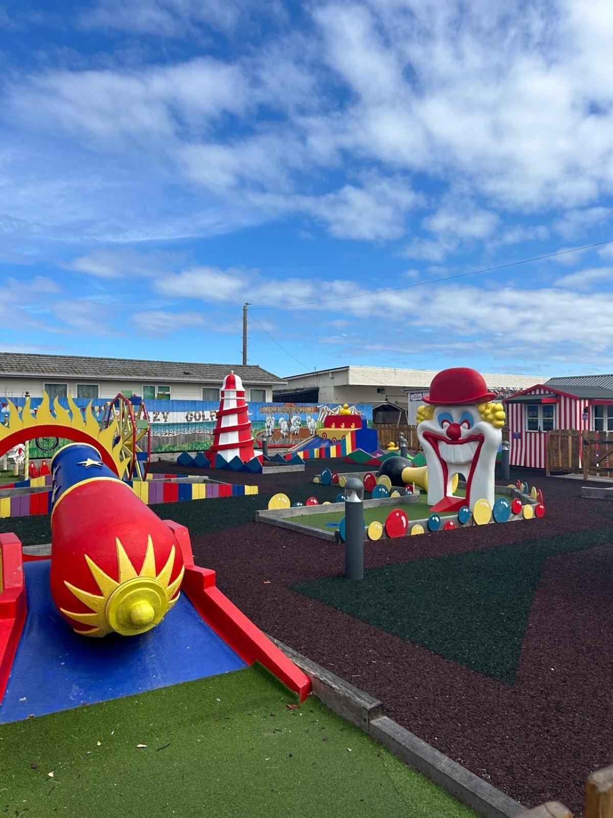 Whitehouse Leisure Park Hotel Kinmel Bay Exterior photo